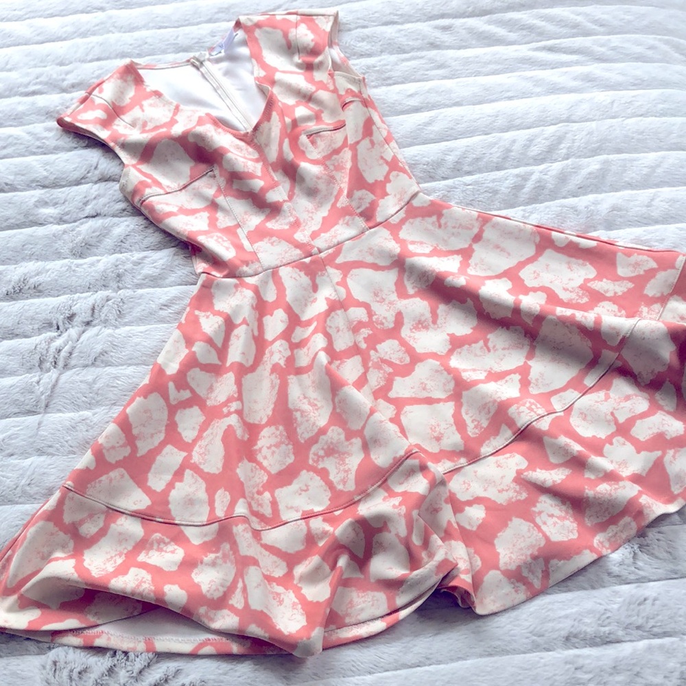 Pink/white‎ floral dress